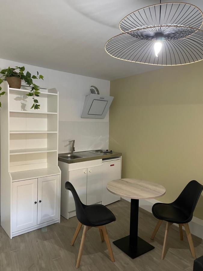 Grand Studio A 5 Minutes Du Centre Namur Exterior photo